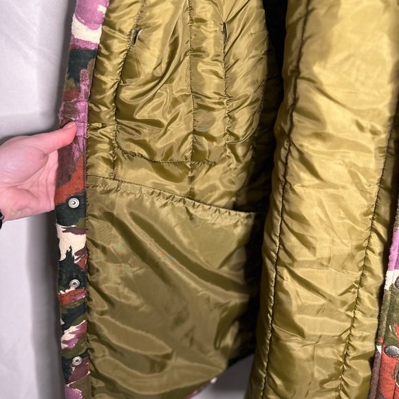 Large BSG abstract jacket - Picture 6 of 12